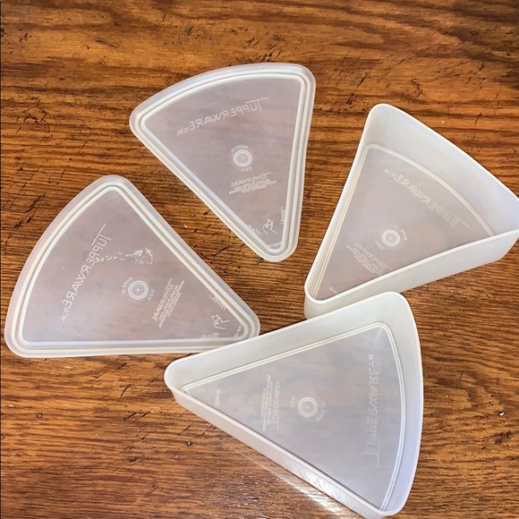 Vintage Tupperware pie pizza keepers - set of 2 - Picture 7 of 12